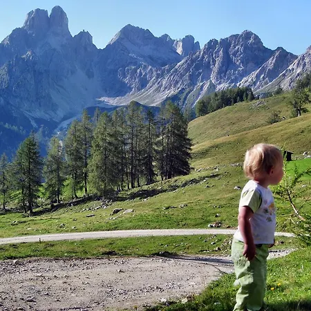 アパート Haus Ellbrunn